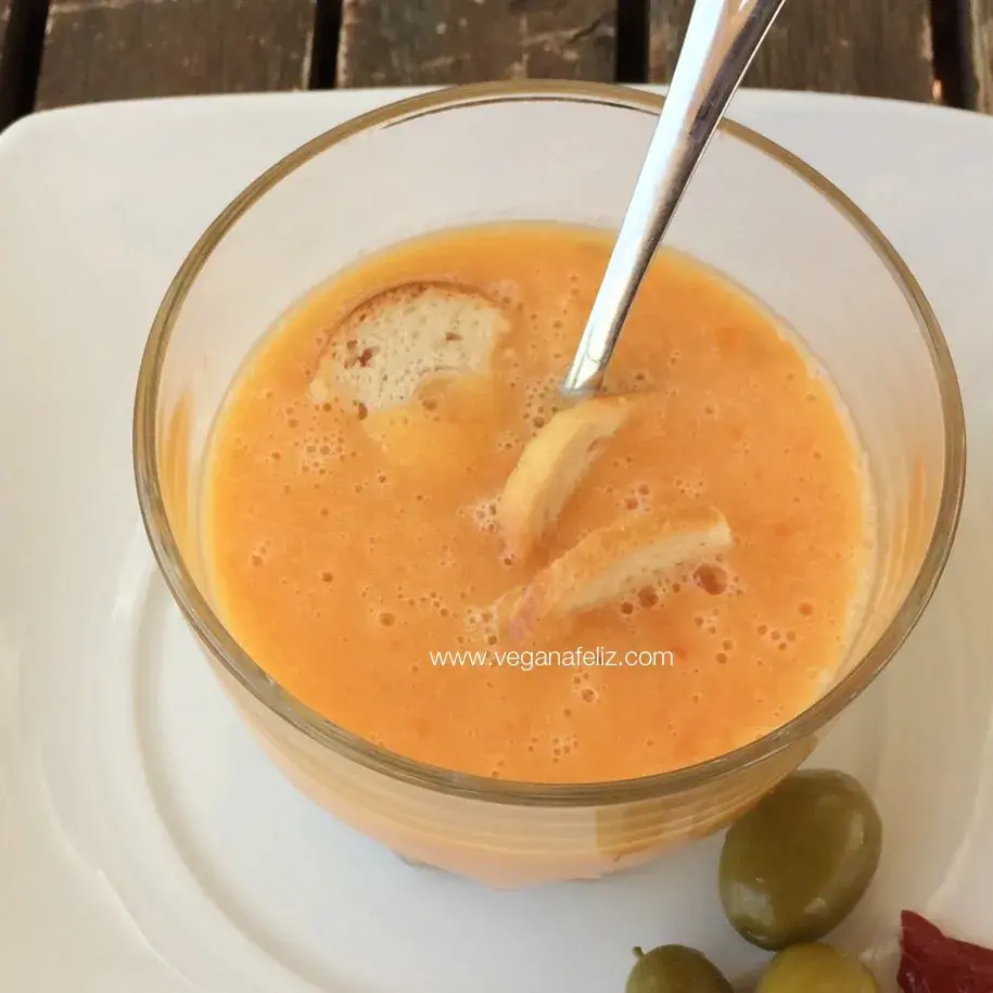 Crema fría de Mango y Piña Crema fría de Mango y Piña