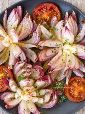 Cebolla Flor con Tomate